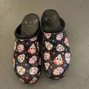 C&C Sweden clogs. Size 38. Im a usual 6.5